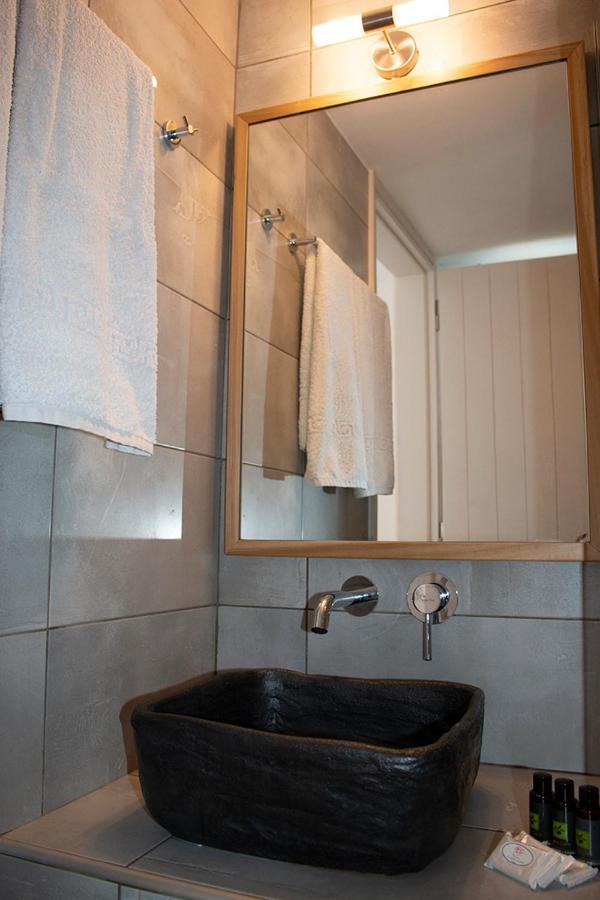 Agnadema Luxury Residences Schoinoussa Extérieur photo